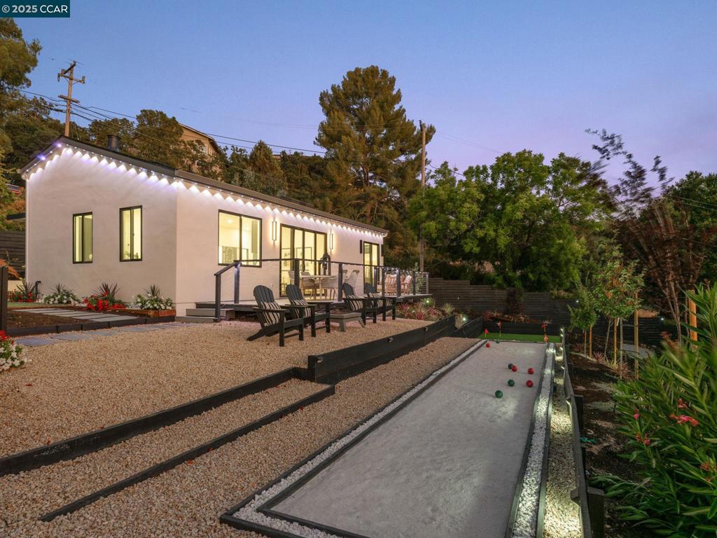 WEST SIDE ALAMO - Residential