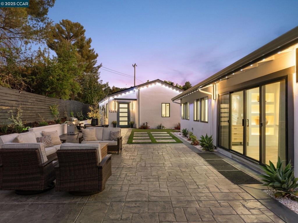 WEST SIDE ALAMO - Residential