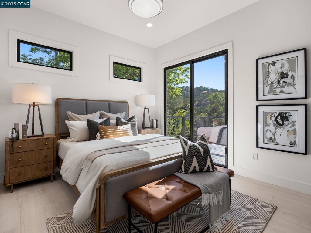 WEST SIDE ALAMO - Residential