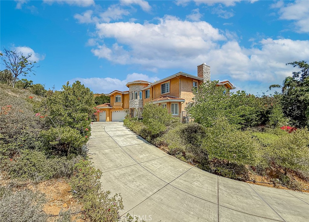 2775 Edgeview Court