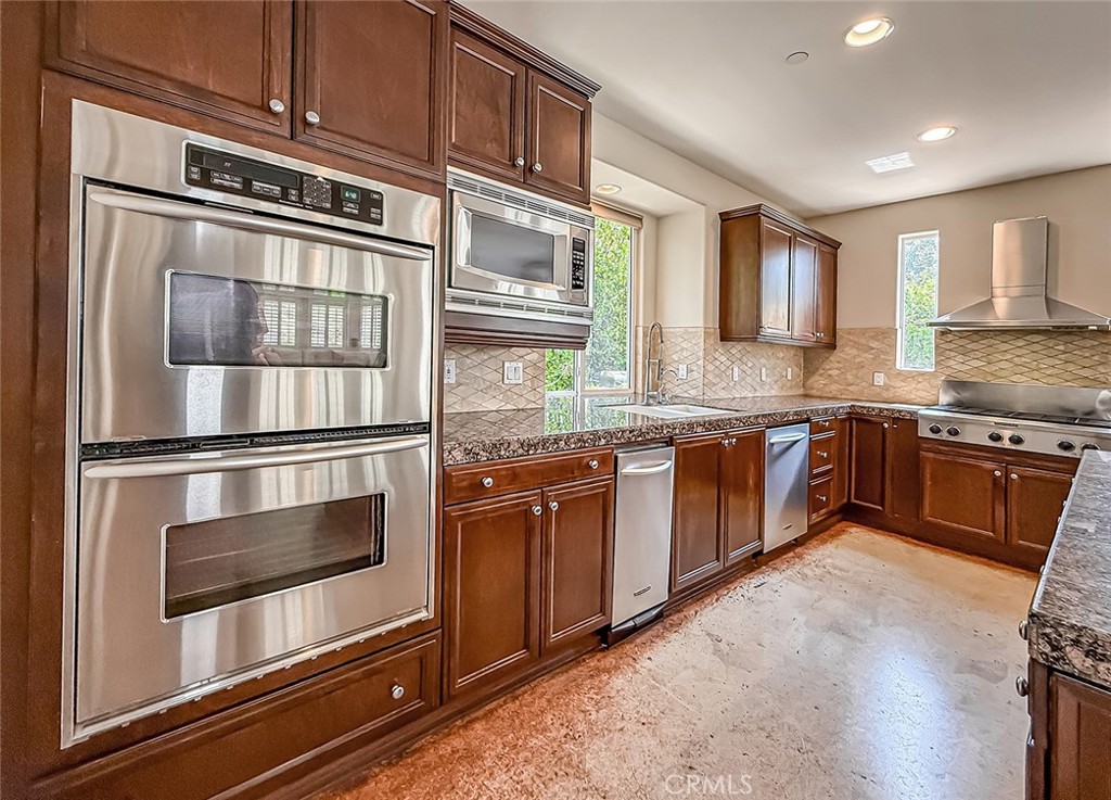 Lynn Oaks Estates (205) - Residential