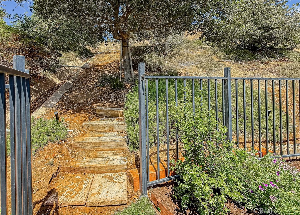 Lynn Oaks Estates (205) - Residential