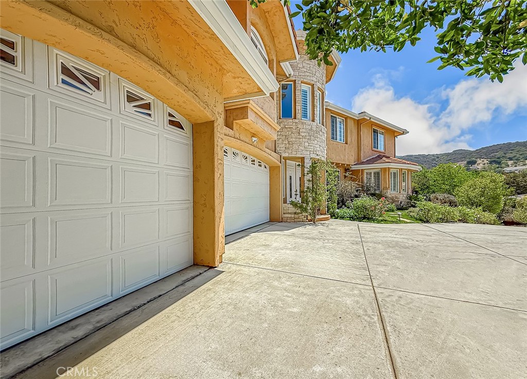 Lynn Oaks Estates (205) - Residential