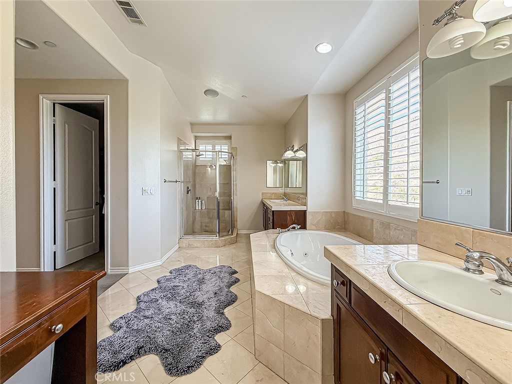 Lynn Oaks Estates (205) - Residential