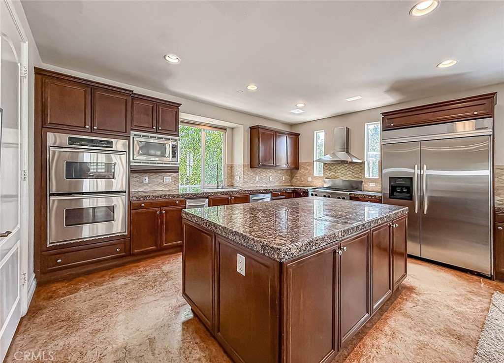 Lynn Oaks Estates (205) - Residential