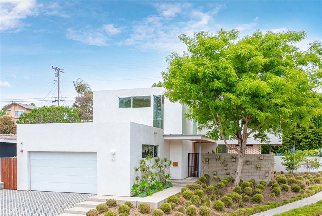 1357 Voorhees Avenue