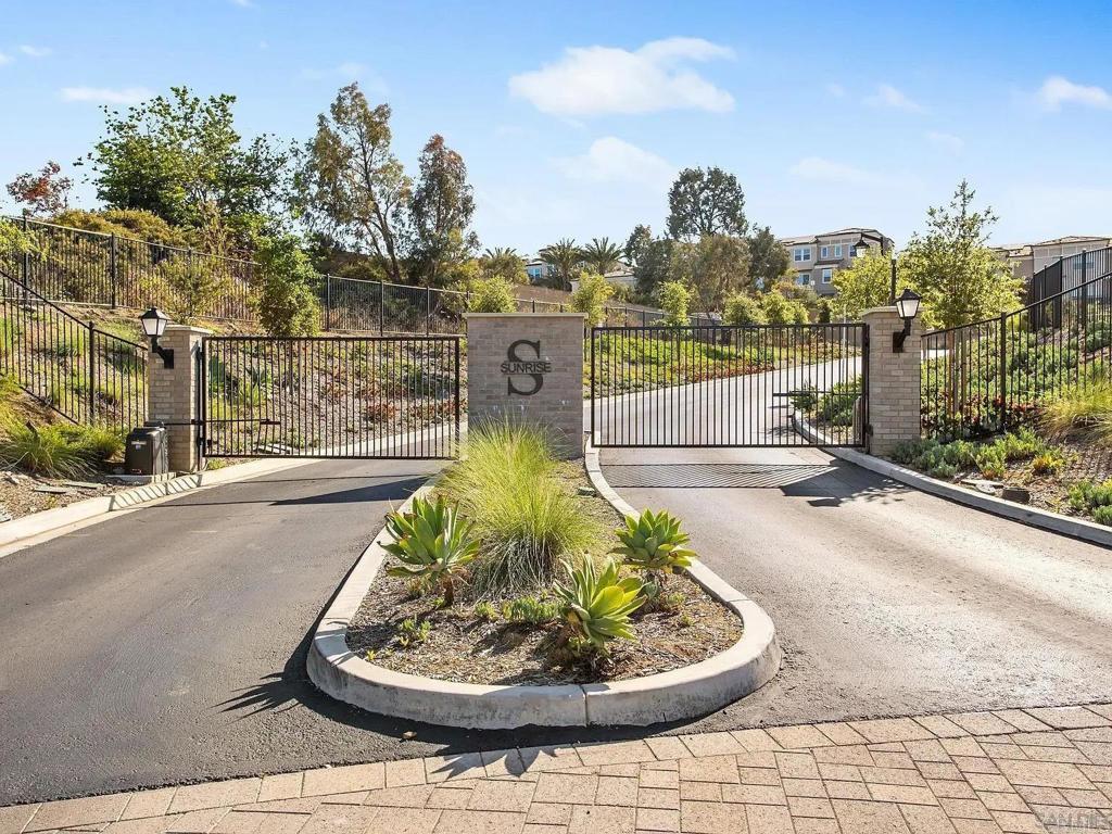 1209 Sunrise View 105