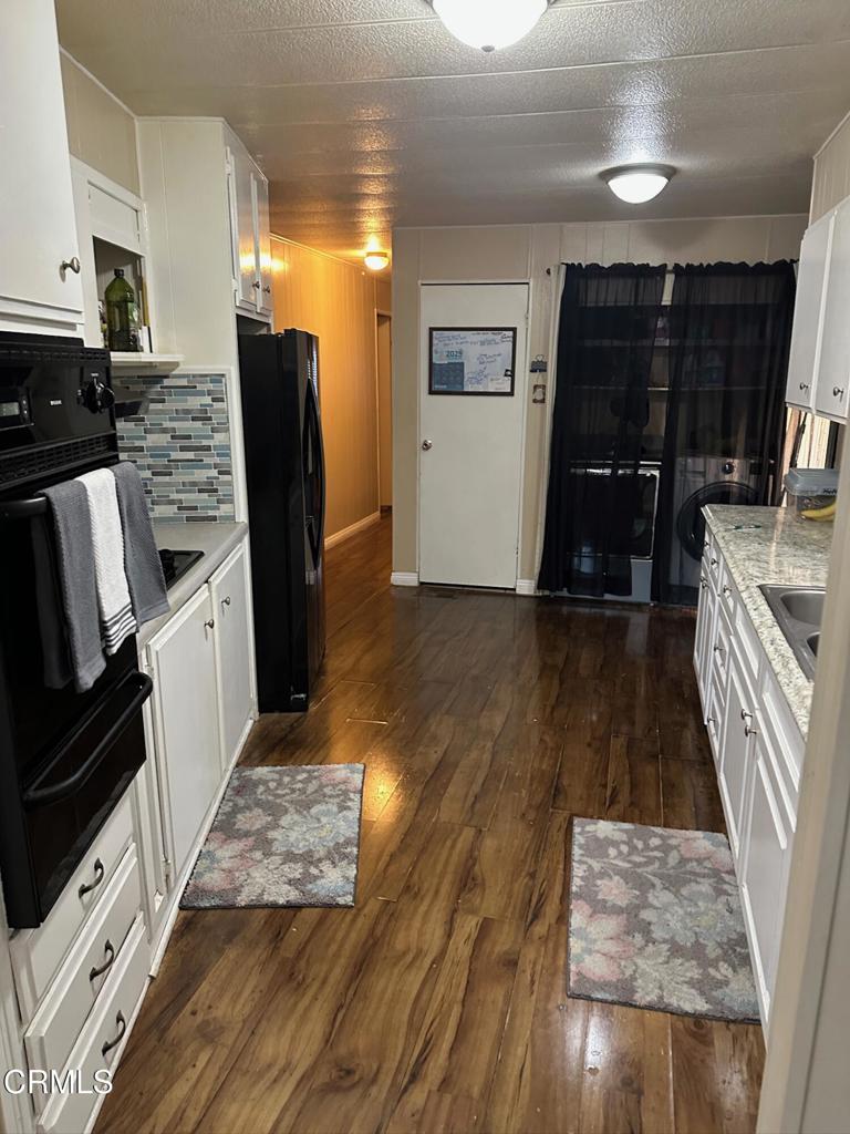 Ventura: Other - 0026 - Manufactured In Park