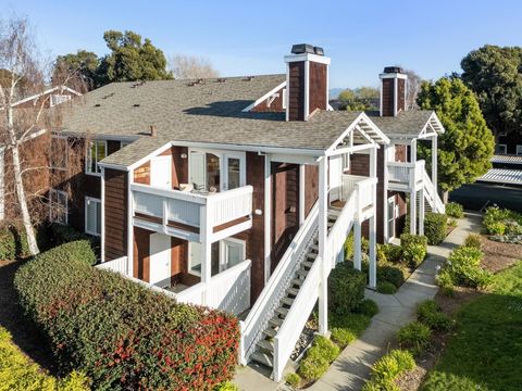 Photo of 20 20 Marina Lakes Dr Dr, Richmond, CA 94804 (MLS # 41123041)