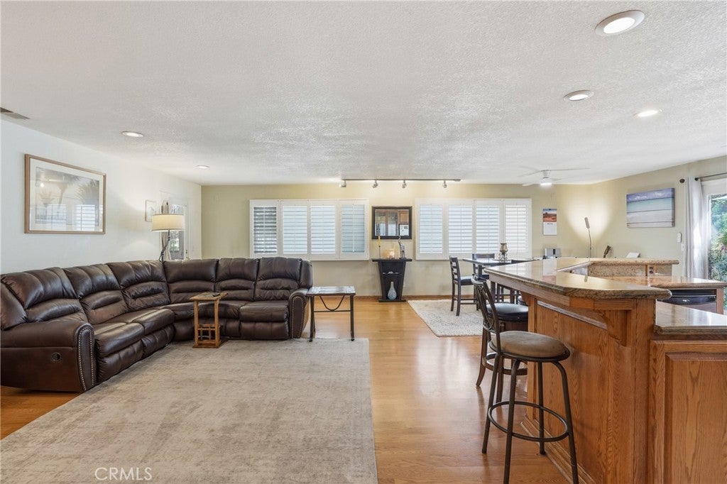 4860 Nogales