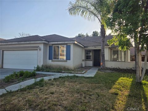 Photo of 421 Steiner DR, Hemet, CA 92544 (MLS # TR26145642)