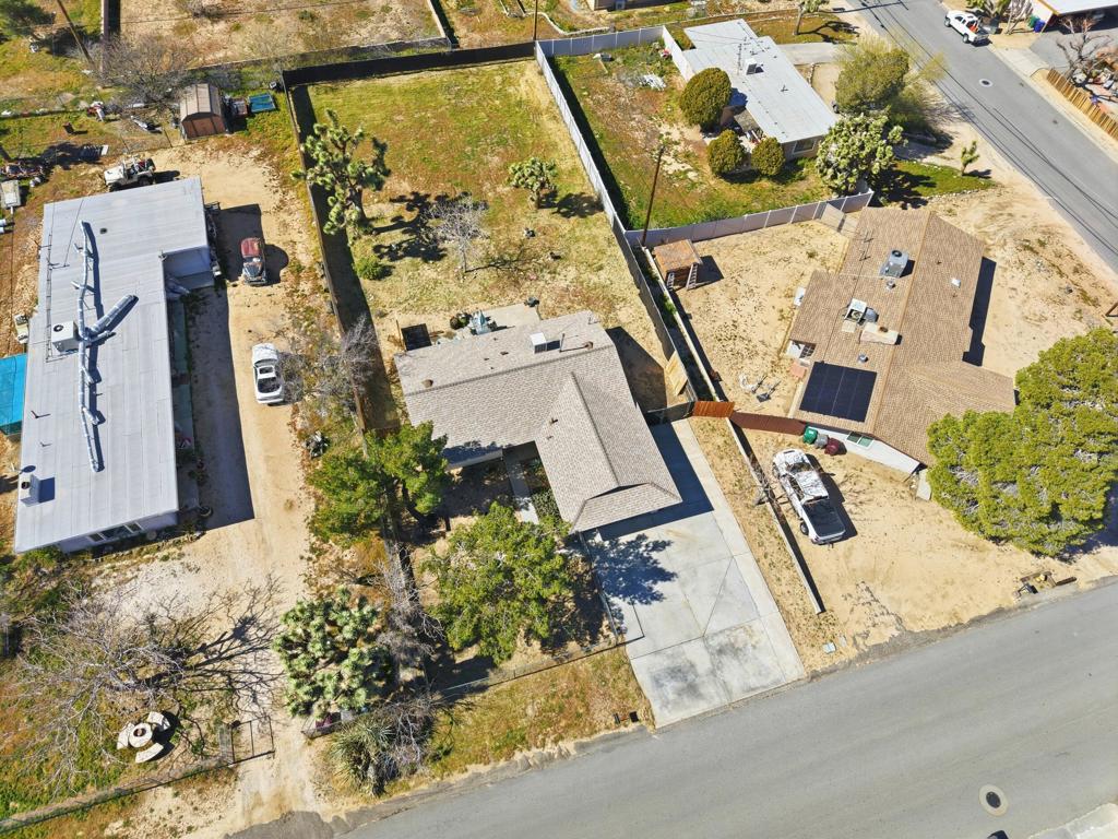 7526 Apache Trail