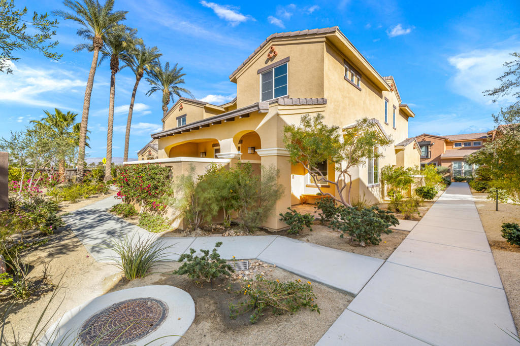 80025 Silver Sage Lane