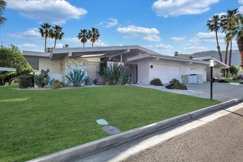 Photo of 2202 Madrona Drive, Palm Springs, CA 92264 (MLS # 219144683PS)