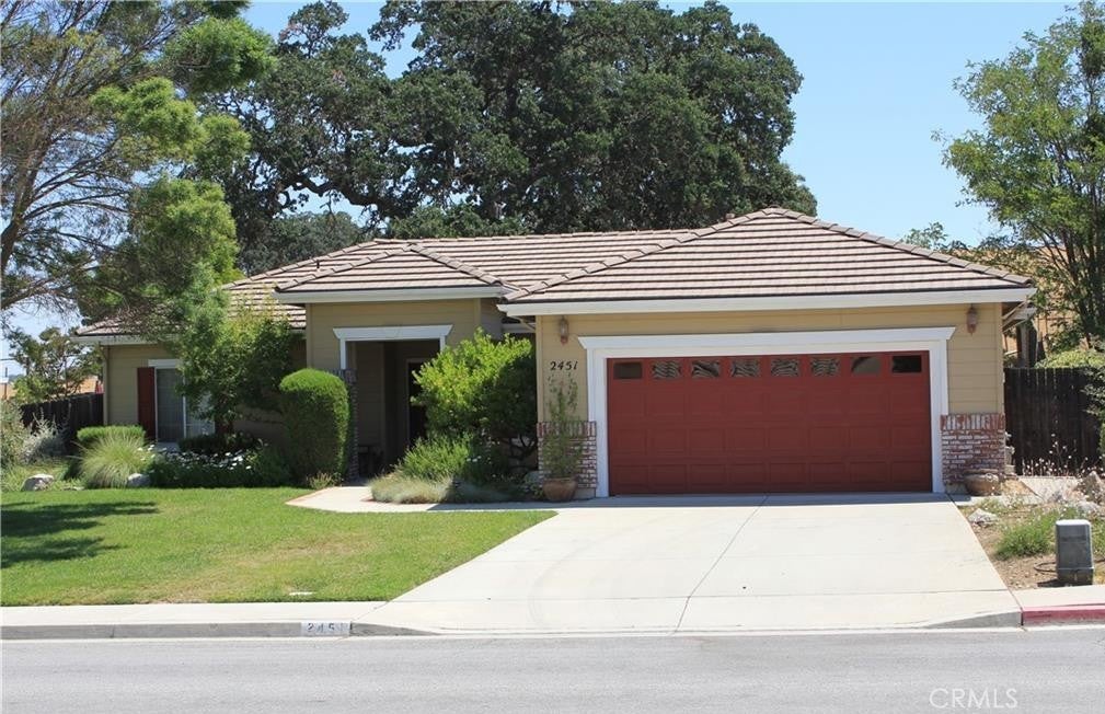 2451 Winding Brook