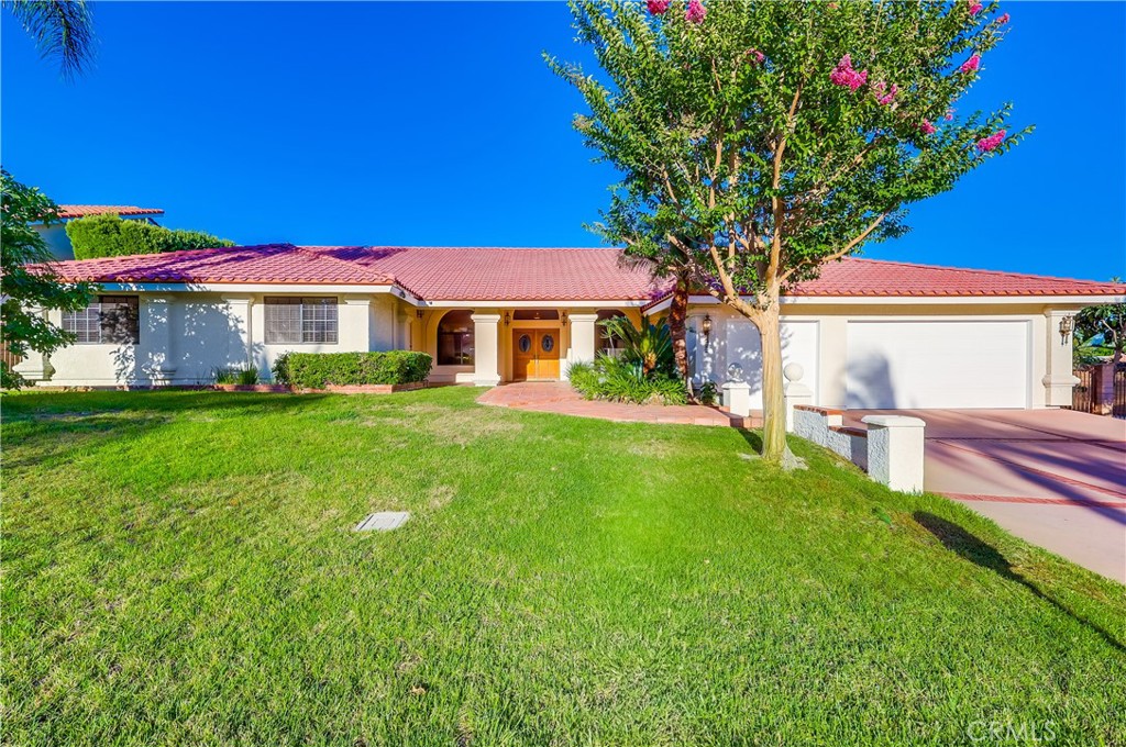 722 Casa Loma Lane