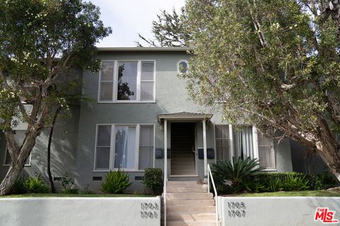 Photo of 1701 Washington Avenue, Santa Monica, CA 90403 (MLS # 25611929) Photo of 1701 Washington Avenue, Santa Monica, CA 90403 (MLS # 25611929)