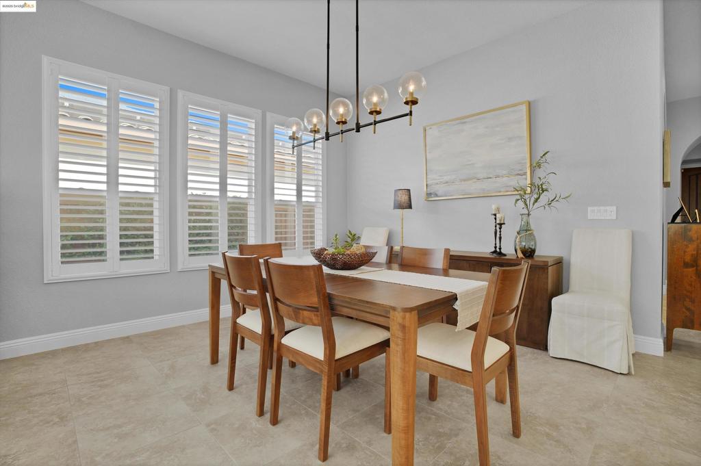 TRILOGY VINEYARDS - Residential