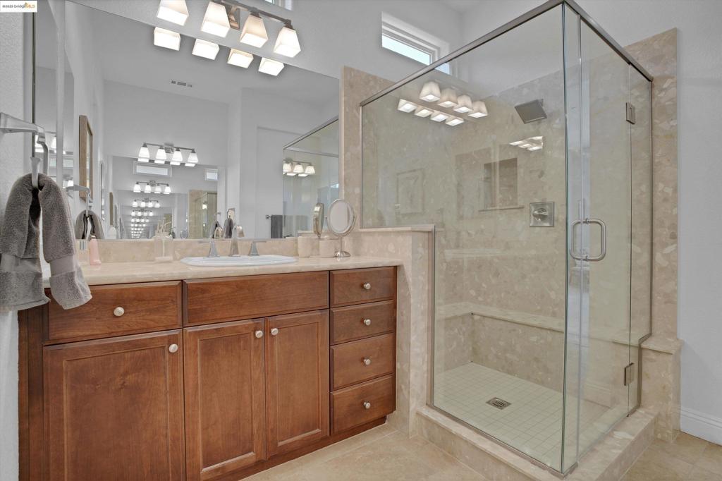 TRILOGY VINEYARDS - Residential