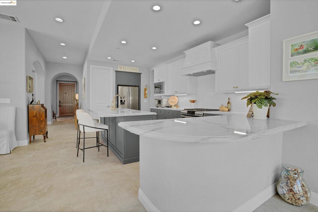 TRILOGY VINEYARDS - Residential