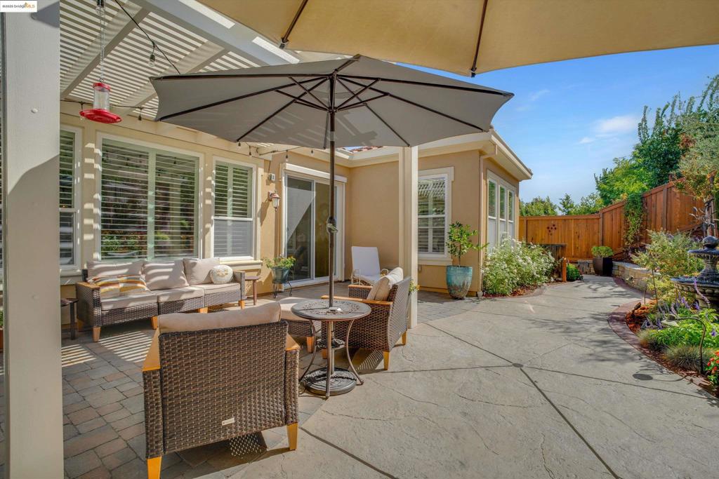 TRILOGY VINEYARDS - Residential