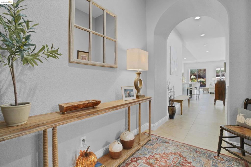 TRILOGY VINEYARDS - Residential