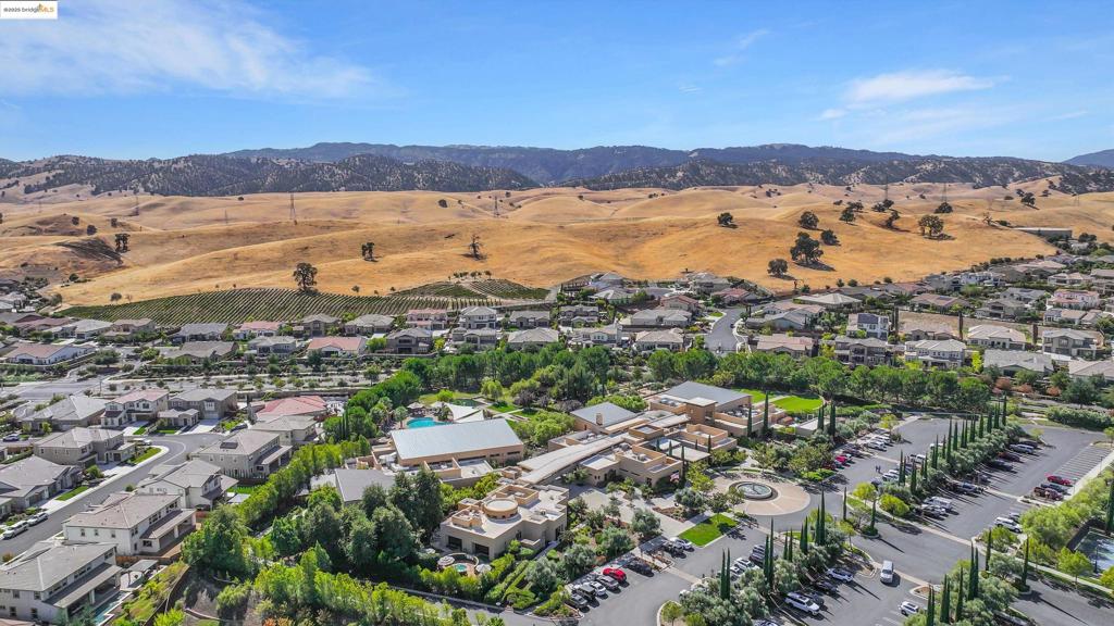 TRILOGY VINEYARDS - Residential
