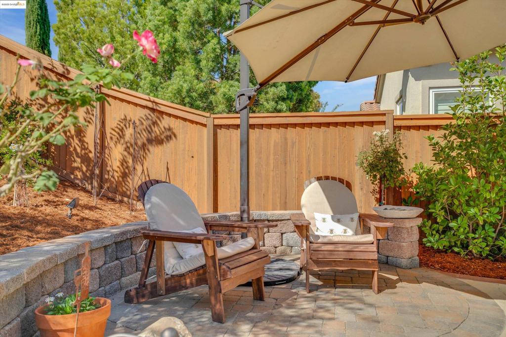 TRILOGY VINEYARDS - Residential