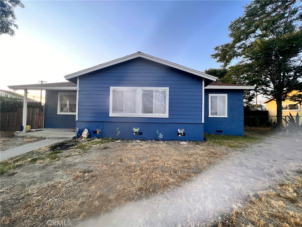 This 3 bedroom 1.5 bath home has a detached garage, very large front and backyard, RV hook ups and a studio unit with a kitchen, restroom, large walk-in closet and AC/heater unit. Property is fully fenced with some new fencing in the backyard, exterior of entire property has been recently painted and a concrete walkway has been recently added in the backyard, and much more.