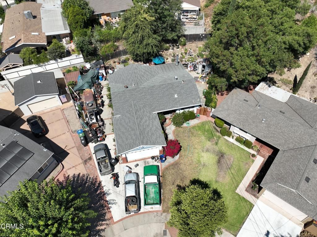 Photo of 4025 Vista Court, La Crescenta, CA 91214 (MLS # P1-24154)