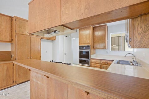 Tiny photo for 922 Olympia Avenue, Ventura, CA 93004 (MLS # V1-39004)