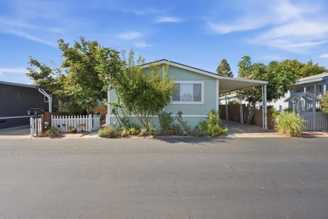 Photo of 486 Pomegranate Lane #486, San Jose, CA 95134 (MLS # ML82062383)