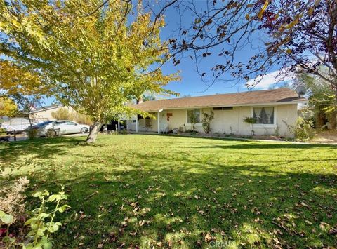 Photo of 40912 168th St E, Lancaster, CA 93535 (MLS # SR25246312)