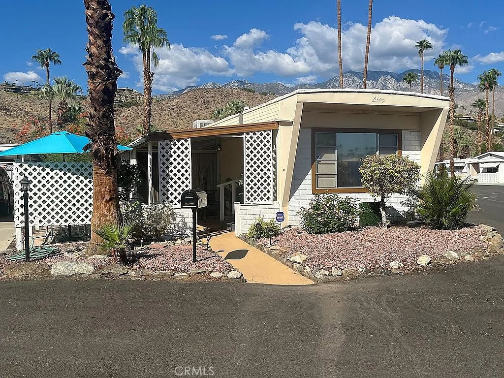 Safari Park (33493) - Manufactured In Park