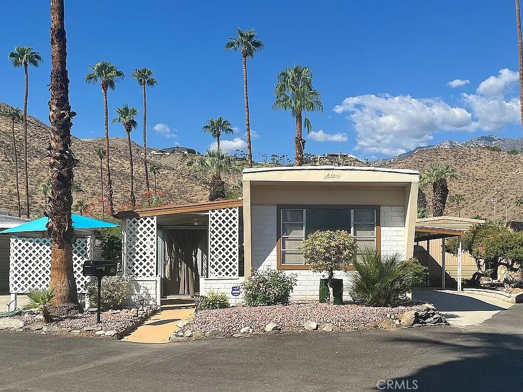 Safari Park (33493) - Manufactured In Park