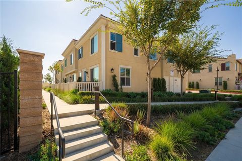 Photo of 1019 W Clover Ave, Rialto, CA 92376 (MLS # IV25247102) Photo of 1019 W Clover Ave, Rialto, CA 92376 (MLS # IV25247102)