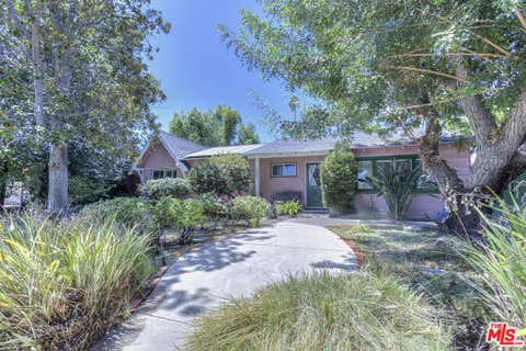 Photo of 6545 Shoup Avenue, Los Angeles, CA 91307 (MLS # 26873169)
