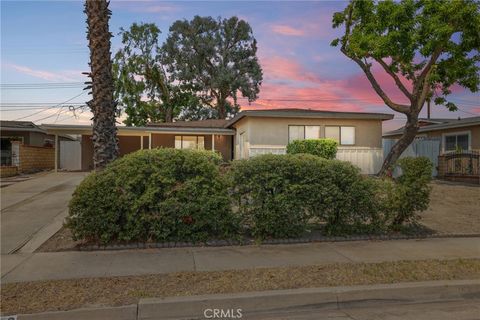 Photo of 843 Carlotta Court, Redlands, CA 92374 (MLS # IG25168020) Photo of 843 Carlotta Court, Redlands, CA 92374 (MLS # IG25168020)
