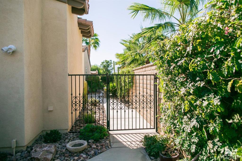 Rancho Santana - Residential