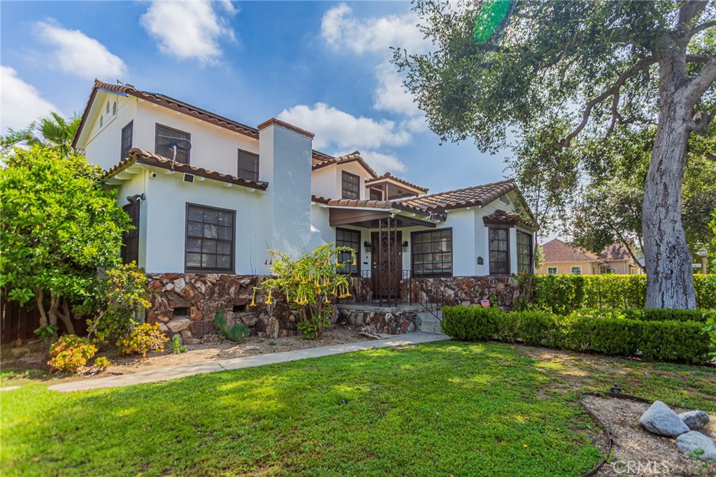 1125 Glenwood Road
