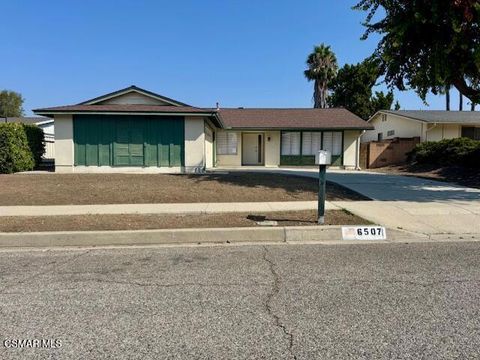 Photo of 6507 Tamarind Street, Oak Park, CA 91377 (MLS # 225004166)