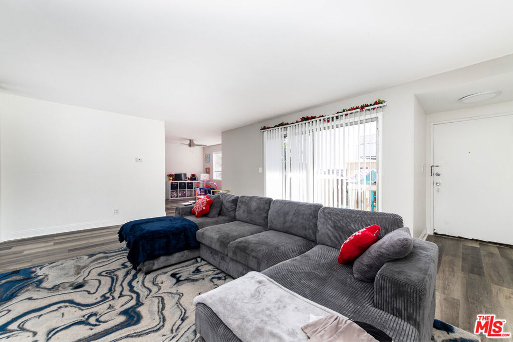 15214 S Raymond Avenue 111