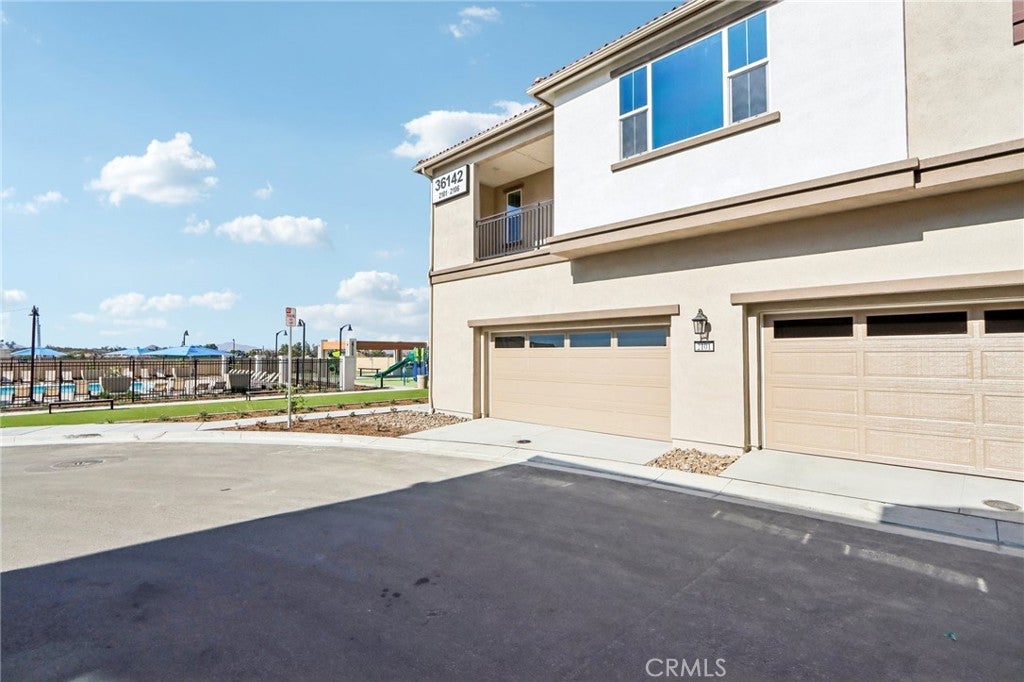 36142 Domingo Avenue 2101