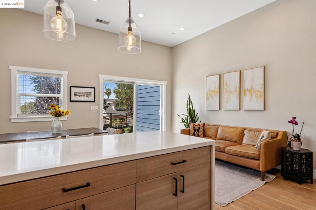 MAXWELL  PARK - Residential