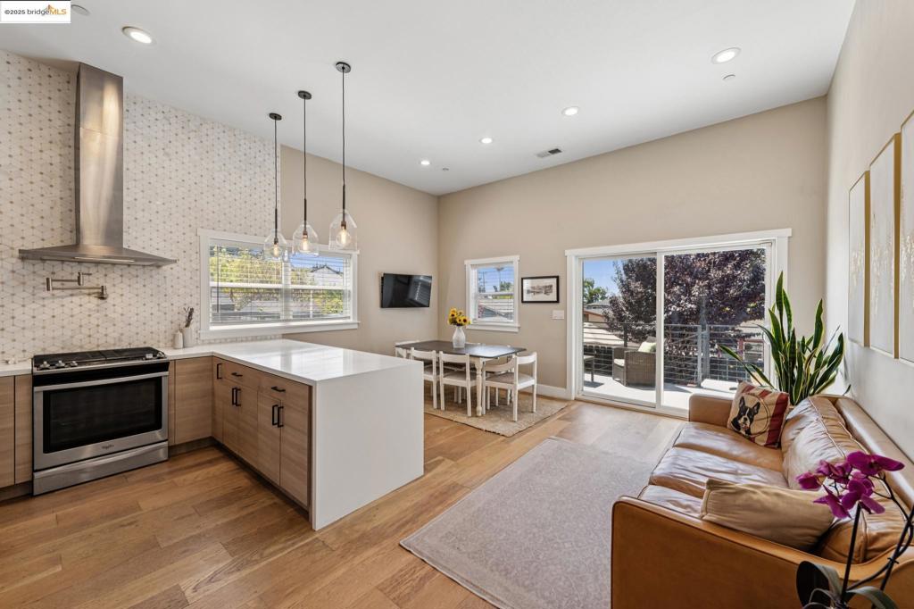 MAXWELL  PARK - Residential