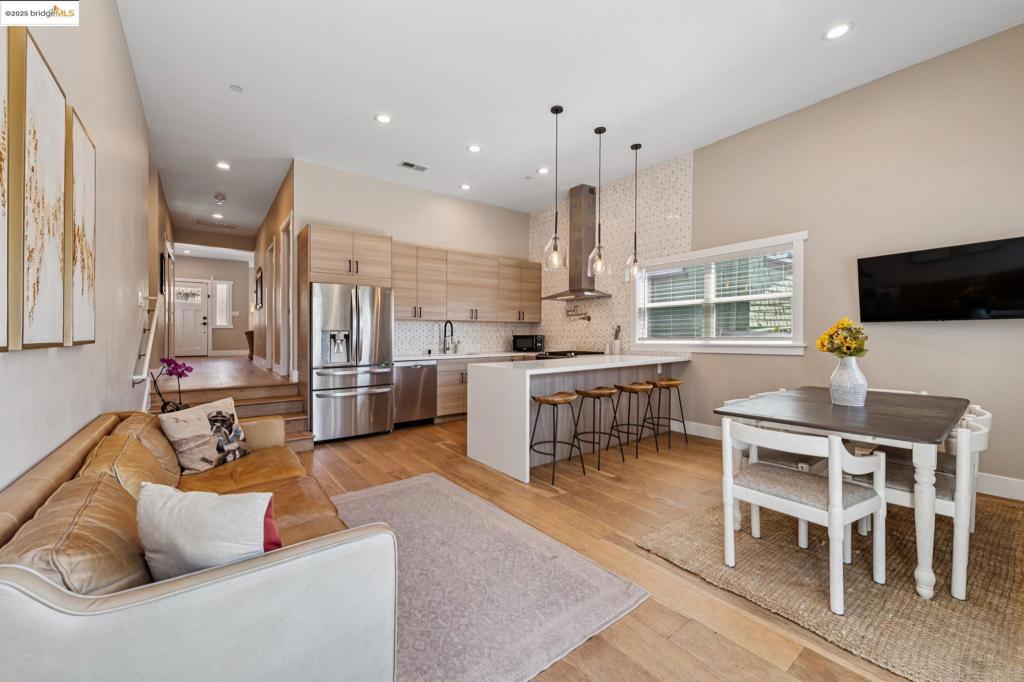 MAXWELL  PARK - Residential