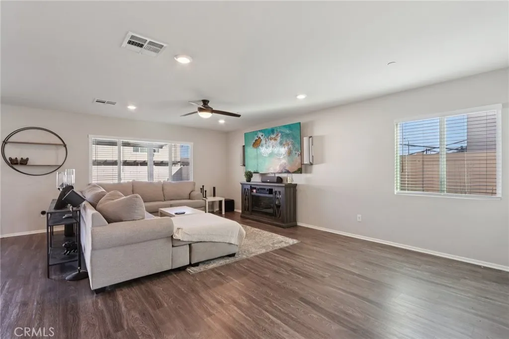 Winchester, California 92596, United States, 3 Bedrooms Bedrooms, ,3 BathroomsBathrooms,Residential,Active,252914