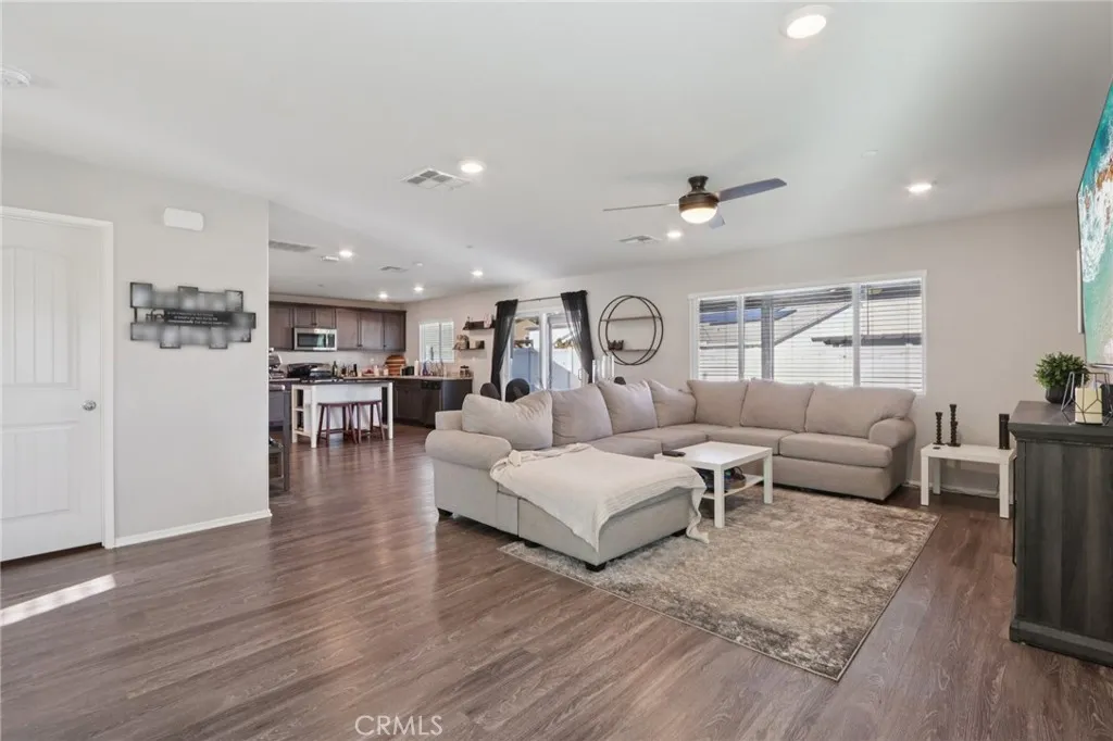 Winchester, California 92596, United States, 3 Bedrooms Bedrooms, ,3 BathroomsBathrooms,Residential,Active,252914