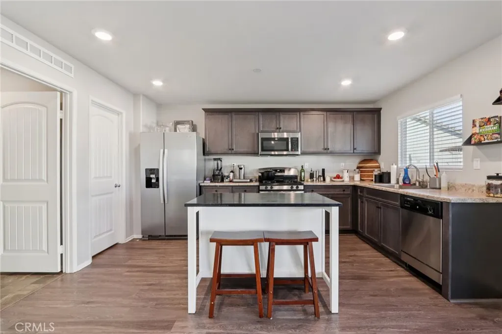 Winchester, California 92596, United States, 3 Bedrooms Bedrooms, ,3 BathroomsBathrooms,Residential,Active,252914