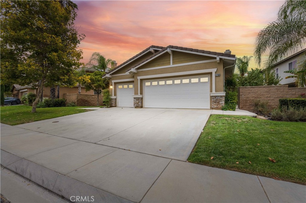 27158 Tube Rose Street